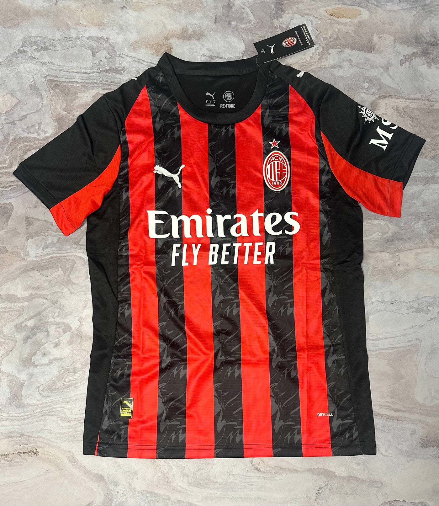 AC Milan 2025/26 home kit